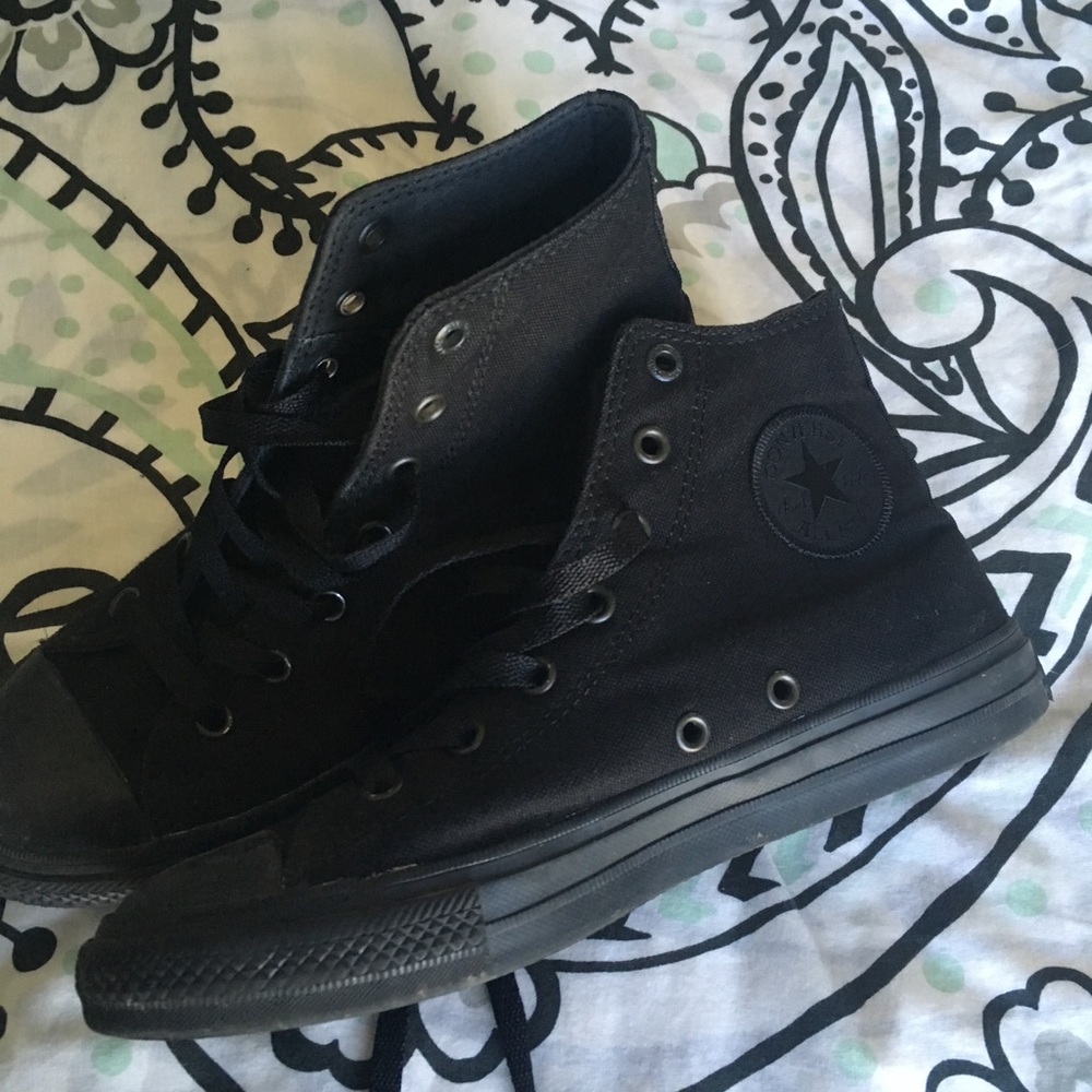 Black Converse